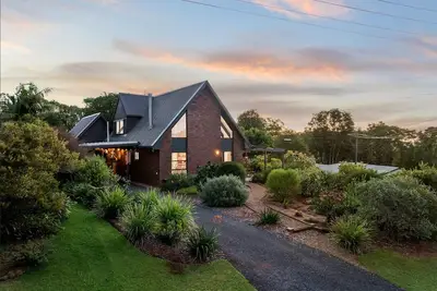 Image de Flaxton Couples Cottage Eco-Luxury, Serenity & Hinterland Escape Near Montville