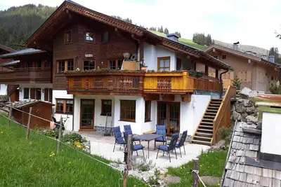 Image de Cozy vacation apartment for 5 people, close to the elevator with a quiet south-facing terrace