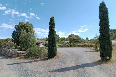 Image de Gîte 80m2 au calme avec piscine en pleine nature entre vigne et garrigue