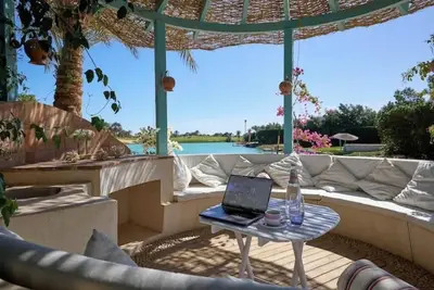 Image de Golf Villa Heated Pool Unique Garden Kayaks