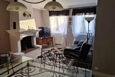 Image de Appartement Spacieux avec Vue sur la Vallée – 2 Chambres à Thiers