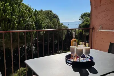 Image de T3 sea view, in a secure P&V residence with heated pool