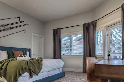 Image de Penthouse Mountain Views w/Sauna