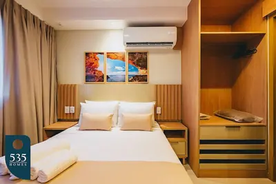 Bedsitter 450m from Ondina Beach