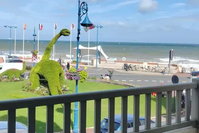 Image de Bel appartement plein centre, tout à pied, spectaculaire vue mer, parking, wifi