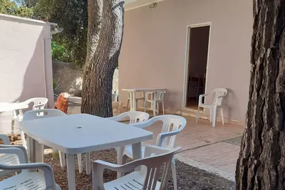 Image de Appartement A 300 Metres De La Mer Et 700metres De La Gare