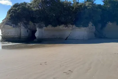 Image de Petite maison dans une résidence sécurisé avec Piscine, Tennis à 400m de l'océan