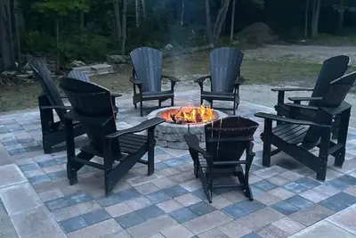 Image de Flat Lot/Private Lake Front/Stunning Views