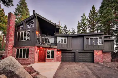 Image de Sunset Cove – Private Lakefront Community