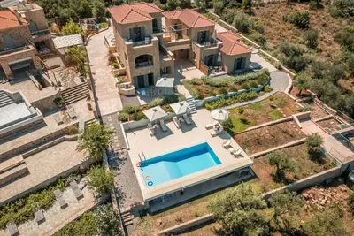 Image de Ipso Kardamyli Mythies