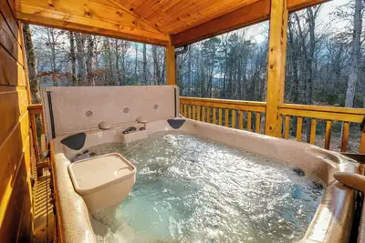 Image de Cozy Cabin & Games! - Bearly Enough Time