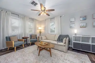 Image de Twin A | Clean & Cozy | 4 guests | Hot tub