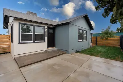 Image de 3 bedroom 1 bath private retreat home located 5 mins from Millerton Lake