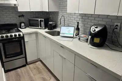 Image de Charming 1-bedroom waterfront apartment in wonderful Miami with WiFi, Ac