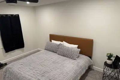 Image de Luxury 2-bedroom townhome in the Heart of  Cary offering WiFi, Ac in Unit.