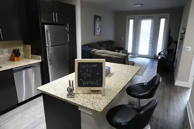 Image de Charming 1-bedroom apartment in delightful Addison with WiFi, Ac, fitness room