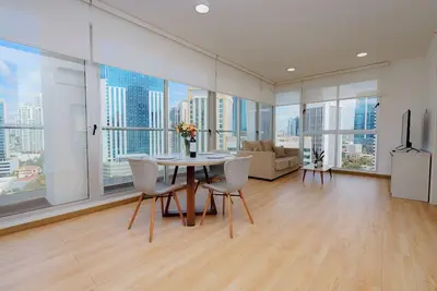 Image de Luxury 1 bedroom apt free parking and balcony