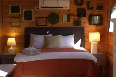 Image de Perrywinkle's Retreat-Hidden Paradise Farms