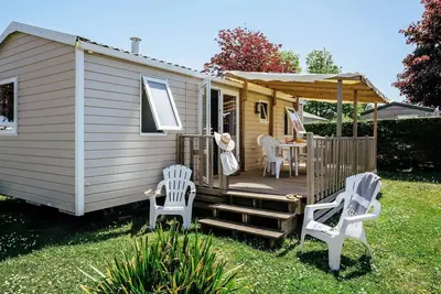Image de Mobil-home | Comfort Xl | 3 Ch. | 6 pers. | Terrasse surélevée | A/C | Tv