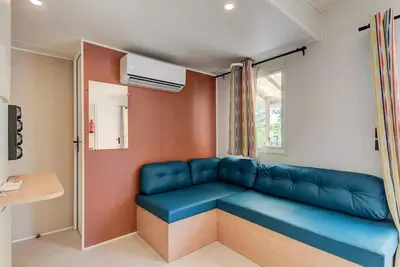 Image de Mobil-home | Comfort Xl | 3 Ch. | 6 pers. | Terrasse surélevée | A/C
