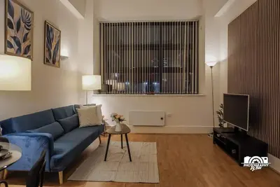 Image de City Centre Chic Apartment with 2 Bedrooms