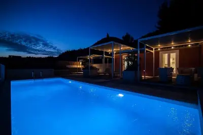 Image de Maison pour la famille avec la piscine Bol, Brac (K-23837)