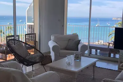 Image de Bel appartement T4 front de mer vue panoramique promo Pâques: 12. 04 - 03. 05. 2025