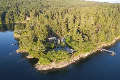 Image de The Loft Oceanfront retreat on Salt Spring Island