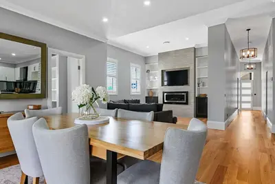 Image de Stewart Retreat - Central, Contemporary Heritage Fusion