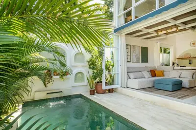 Image de Azure Luxe Romantic Villa in Uluwatu, 8 Min to Beach
