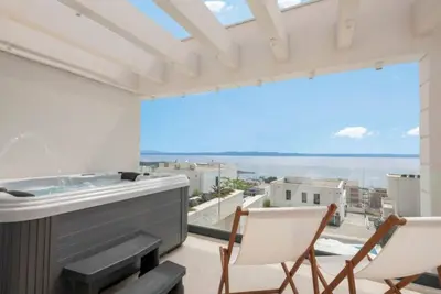 Image de Villa Rosemary - West by Villas Guide