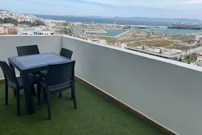 Image de Vue Panoramique Sur La Mer-Centre Ville-Moderne