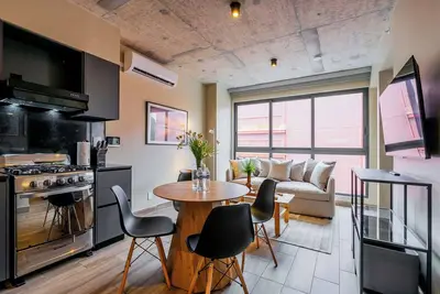 w* | Excited 1br w/ Great Pool  in Centriqo
