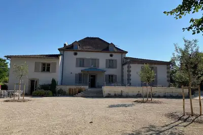 Image de Gîte spacieux et confortable à Feneyrols proche de l'Aveyron