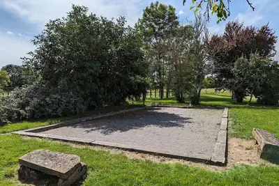 Image de Gîte du XVIIIe siècle en Berry, idéal pour groupes