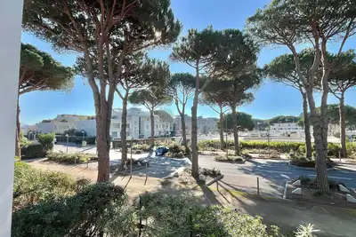 Image de Studio confortable avec parking à 10 min de la plage