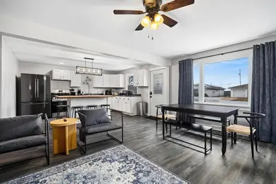 Image de Modern Comfort in Morton | Cozy 3br Home for a Perfect Stay