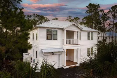 Image de Steps to Community Pool & Seacrest! 4 Bikes Included! Pet Friendly