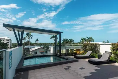 Image de 2-Bed, 2-Bath Apartment in Central Mackay