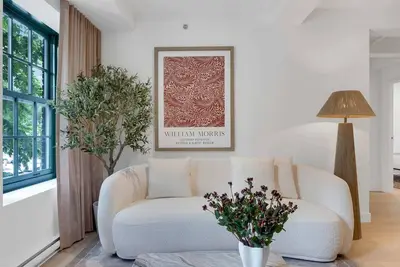 Image de Mercer- Old Mtl 2 Beds 2 Baths+ Free parking