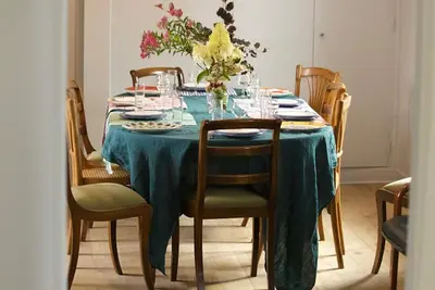 Image de Un duplex spacieux et chaleureux au cœur de Pont-l’Évêque