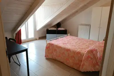 Image de Cozy Attic at the Crossroads