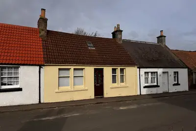 Image de The Yellow Cottage - sleeps 5 guests  in 3 bedrooms