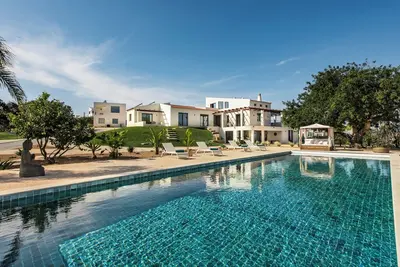 Image de New Luxury Villa with breathtaking Lagos, Countryside and Ocean views