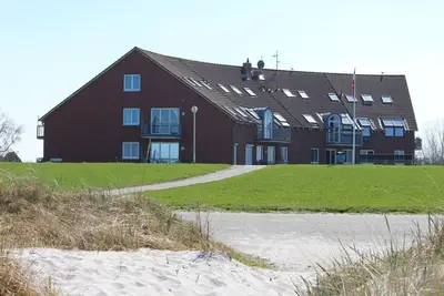 Image de Apartment Martje, directly on the dike, Top location, California / Schönberger Strand