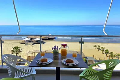 Image de Beachfront Apartment in Durres 115