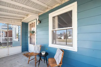 Image de Welcome to Lakeside Magnolia Cottage