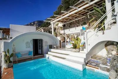 Image de My Rental Homes - Villa Madonna di Costantinopoli private pool sea view