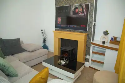 Image de Bentley Bridge Wolverhampton 3 Bedrooms House - Perfect for short or Long stay