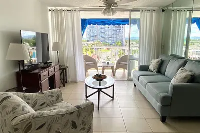 Image de Beachfront Luxury Condo Pool   Walk 2 eat